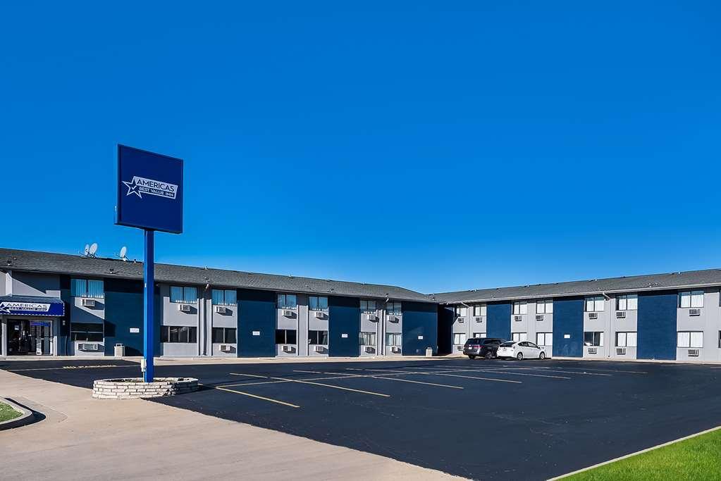Americas Best Value Inn East Peoria Bagian luar foto