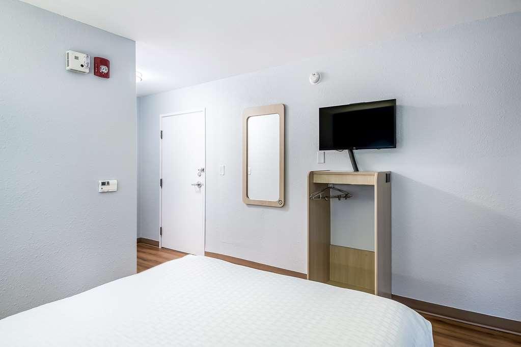 Americas Best Value Inn East Peoria Ruang foto