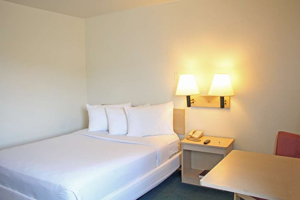 Americas Best Value Inn East Peoria Ruang foto